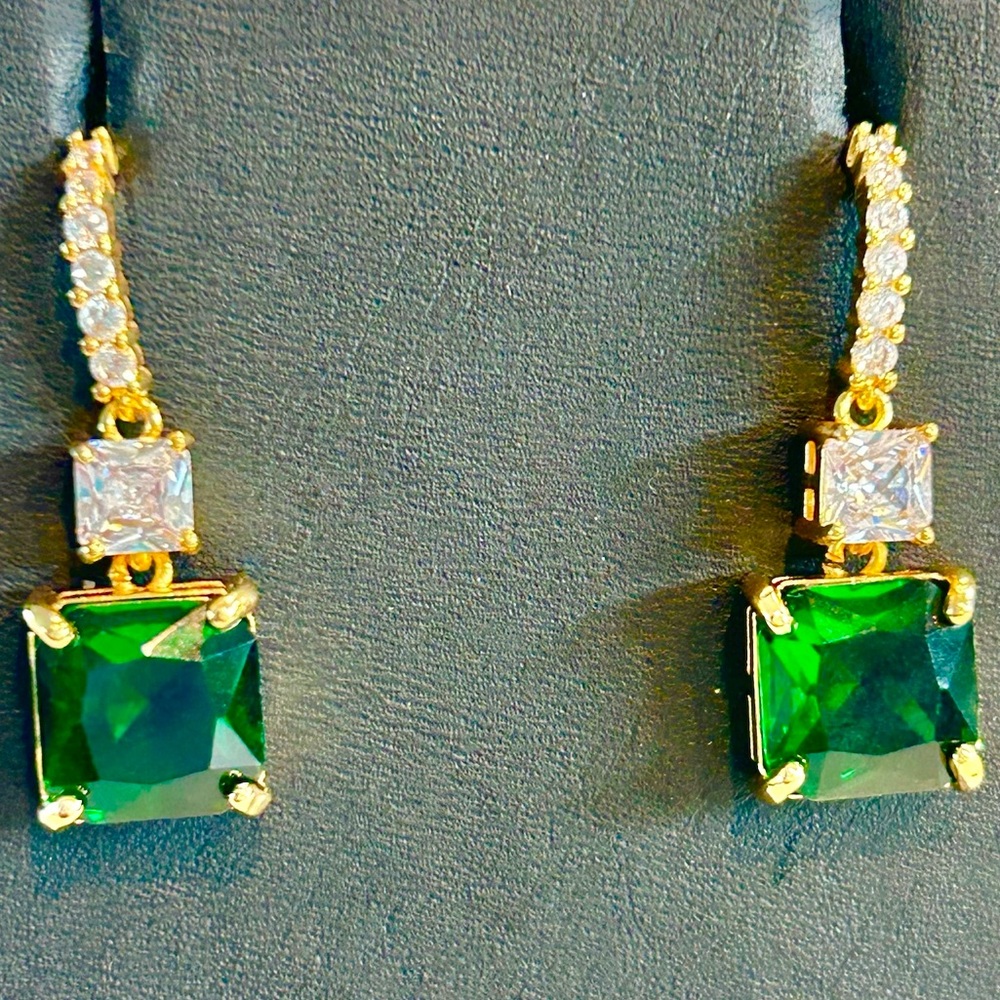 Green rhinestone gold metal with fabric x diamond wire earrings